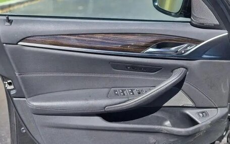 BMW 5 серия, 2021 год, 4 570 000 рублей, 11 фотография