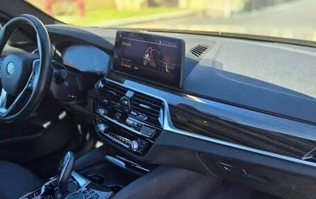 BMW 5 серия, 2021 год, 4 570 000 рублей, 13 фотография