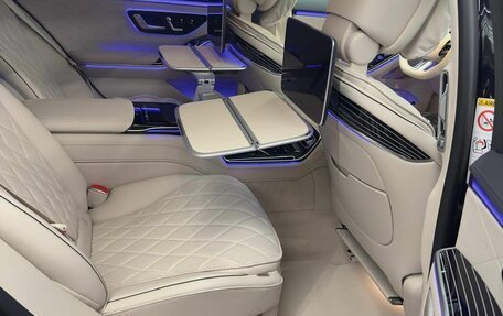 Mercedes-Benz S-Класс, 2025 год, 25 000 000 рублей, 4 фотография