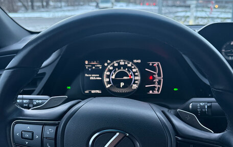 Lexus ES VII, 2021 год, 4 100 000 рублей, 16 фотография