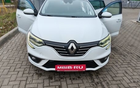 Renault Megane IV, 2018 год, 1 380 000 рублей, 2 фотография