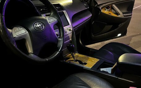 Toyota Camry, 2006 год, 850 000 рублей, 9 фотография