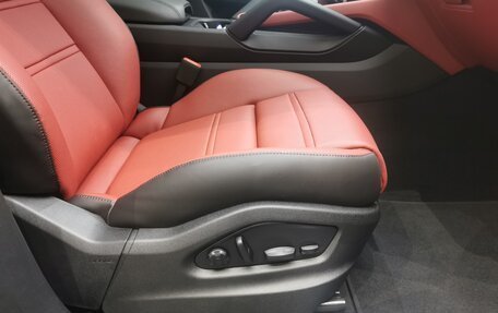 Porsche Cayenne III, 2025 год, 18 980 000 рублей, 10 фотография