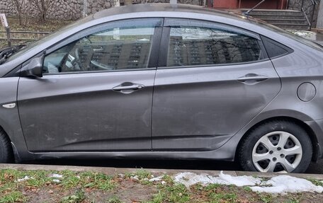 Hyundai Solaris II рестайлинг, 2012 год, 530 000 рублей, 6 фотография