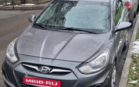 Hyundai Solaris II рестайлинг, 2012 год, 530 000 рублей, 7 фотография