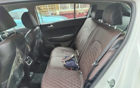 KIA Sportage IV рестайлинг, 2017 год, 2 050 000 рублей, 10 фотография