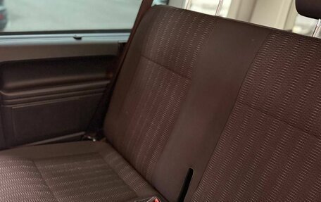 Volkswagen Caravelle T6 рестайлинг, 2017 год, 2 980 000 рублей, 13 фотография