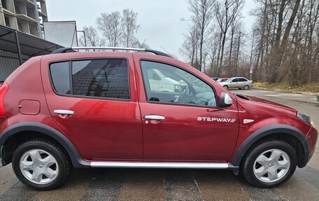 Renault Sandero I, 2013 год, 900 000 рублей, 6 фотография