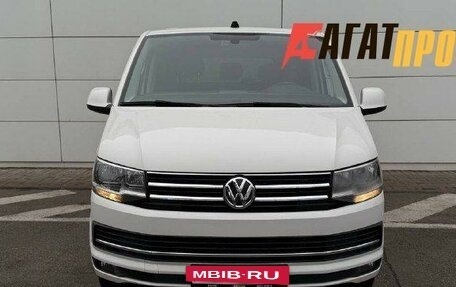 Volkswagen Caravelle T6 рестайлинг, 2017 год, 2 980 000 рублей, 4 фотография