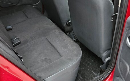 Renault Sandero I, 2013 год, 900 000 рублей, 14 фотография