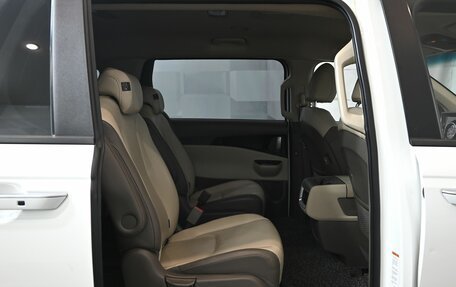 KIA Carnival, 2020 год, 4 500 000 рублей, 23 фотография