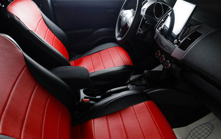 Mitsubishi Outlander III рестайлинг 3, 2011 год, 1 159 000 рублей, 11 фотография