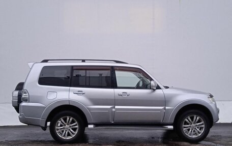 Mitsubishi Pajero IV, 2011 год, 2 150 000 рублей, 4 фотография