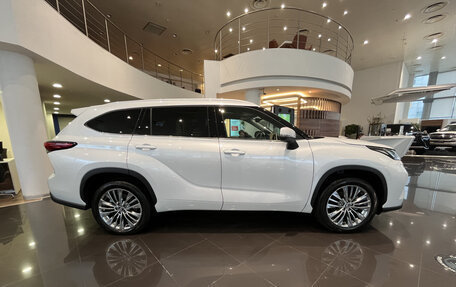 Toyota Highlander, 2025 год, 5 999 000 рублей, 4 фотография