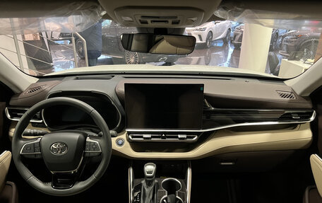 Toyota Highlander, 2025 год, 5 999 000 рублей, 14 фотография