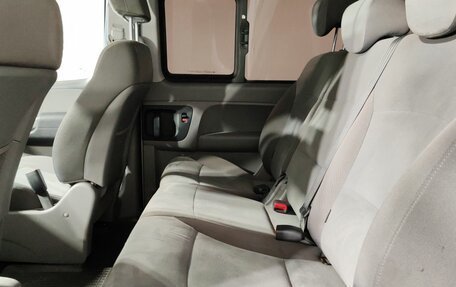 Hyundai H-1 II рестайлинг, 2013 год, 1 770 000 рублей, 12 фотография