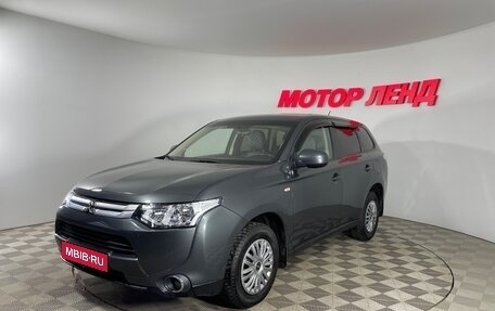 Mitsubishi Outlander III рестайлинг 3, 2014 год, 1 399 000 рублей, 1 фотография