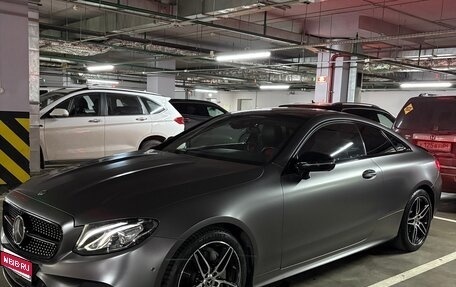 Mercedes-Benz E-Класс, 2018 год, 5 100 000 рублей, 1 фотография