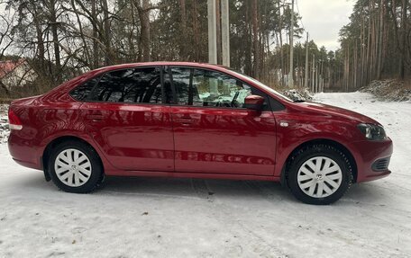 Volkswagen Polo VI (EU Market), 2014 год, 890 000 рублей, 2 фотография