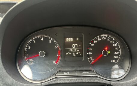 Volkswagen Polo VI (EU Market), 2014 год, 890 000 рублей, 22 фотография