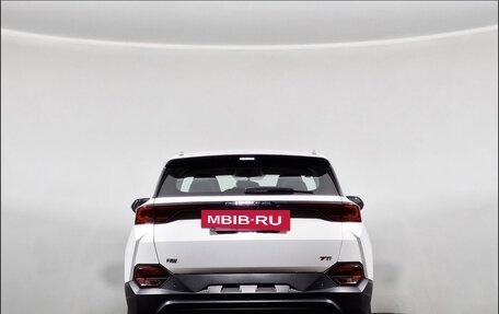 FAW Bestune T77, 2024 год, 2 099 000 рублей, 5 фотография