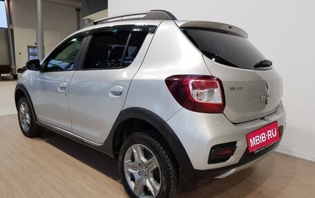 Renault Sandero II рестайлинг, 2016 год, 785 000 рублей, 6 фотография