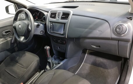 Renault Sandero II рестайлинг, 2016 год, 785 000 рублей, 20 фотография