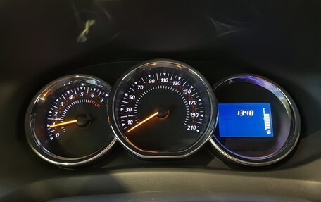 Renault Sandero II рестайлинг, 2016 год, 785 000 рублей, 17 фотография