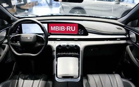 CheryExeed TXL, 2024 год, 3 900 000 рублей, 15 фотография