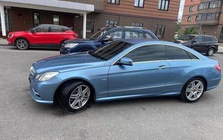 Mercedes-Benz E-Класс, 2012 год, 1 600 000 рублей, 3 фотография