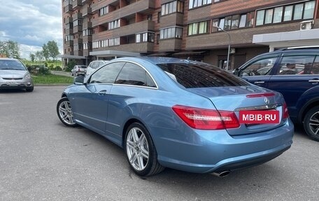 Mercedes-Benz E-Класс, 2012 год, 1 600 000 рублей, 2 фотография