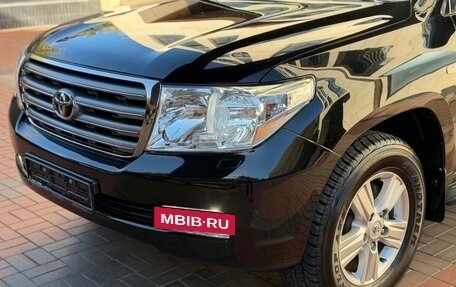 Toyota Land Cruiser 200, 2011 год, 3 700 000 рублей, 5 фотография