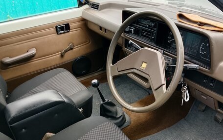 Mazda Familia, 1985 год, 120 000 рублей, 3 фотография