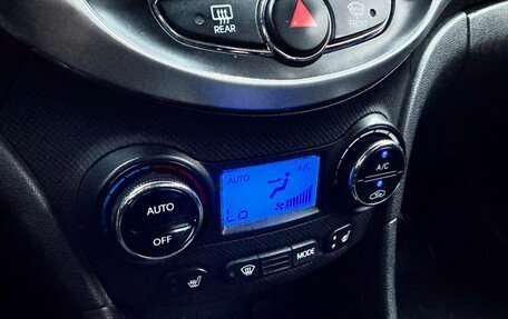 Hyundai Solaris II рестайлинг, 2012 год, 770 000 рублей, 14 фотография