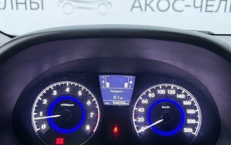 Hyundai Solaris II рестайлинг, 2012 год, 770 000 рублей, 15 фотография