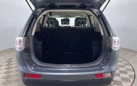 Mitsubishi Outlander III рестайлинг 3, 2014 год, 1 399 000 рублей, 7 фотография