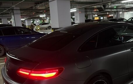 Mercedes-Benz E-Класс, 2018 год, 5 100 000 рублей, 6 фотография