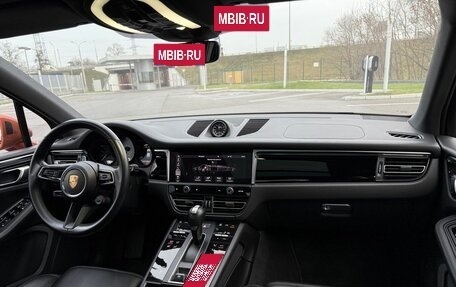 Porsche Macan I рестайлинг, 2021 год, 9 500 000 рублей, 2 фотография