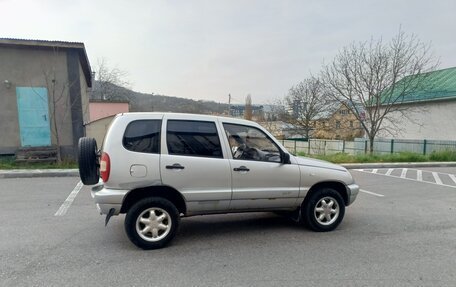 Chevrolet Niva I рестайлинг, 2003 год, 250 000 рублей, 2 фотография