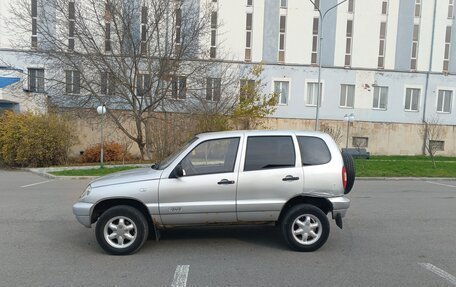 Chevrolet Niva I рестайлинг, 2003 год, 250 000 рублей, 5 фотография