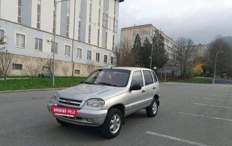 Chevrolet Niva I рестайлинг, 2003 год, 250 000 рублей, 6 фотография