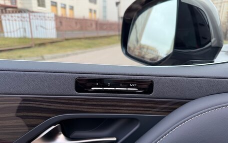 Lexus LX, 2025 год, 21 725 000 рублей, 24 фотография