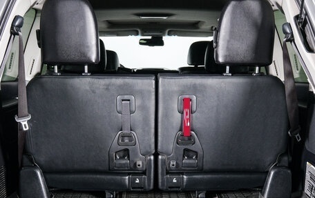 Toyota Land Cruiser 200, 2013 год, 3 499 000 рублей, 27 фотография