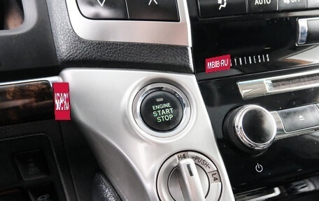 Toyota Land Cruiser 200, 2013 год, 3 499 000 рублей, 19 фотография