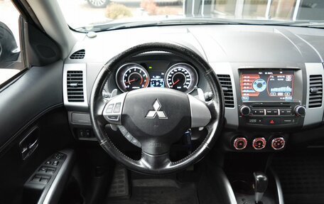 Mitsubishi Outlander III рестайлинг 3, 2011 год, 1 349 000 рублей, 19 фотография