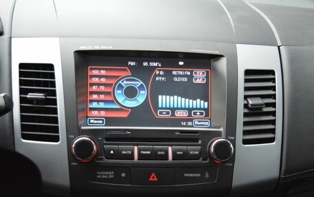 Mitsubishi Outlander III рестайлинг 3, 2011 год, 1 349 000 рублей, 22 фотография