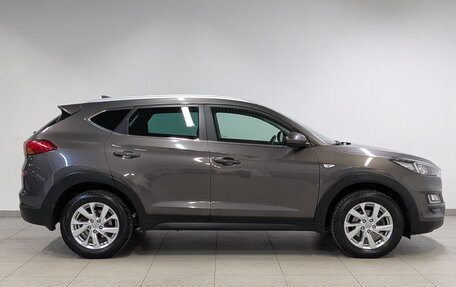 Hyundai Tucson III, 2019 год, 2 200 000 рублей, 4 фотография