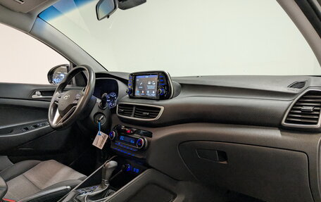 Hyundai Tucson III, 2019 год, 2 200 000 рублей, 11 фотография