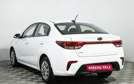 KIA Rio IV, 2018 год, 1 329 700 рублей, 7 фотография