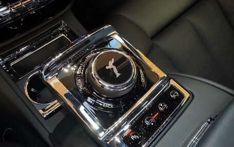 Rolls-Royce Phantom VIII, 2024 год, 55 000 000 рублей, 27 фотография